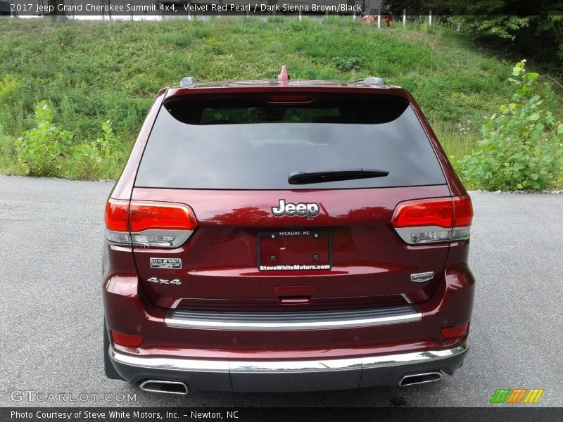 Velvet Red Pearl / Dark Sienna Brown/Black 2017 Jeep Grand Cherokee Summit 4x4