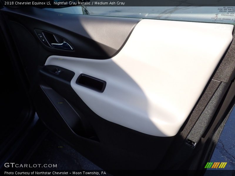 Nightfall Gray Metallic / Medium Ash Gray 2018 Chevrolet Equinox LS