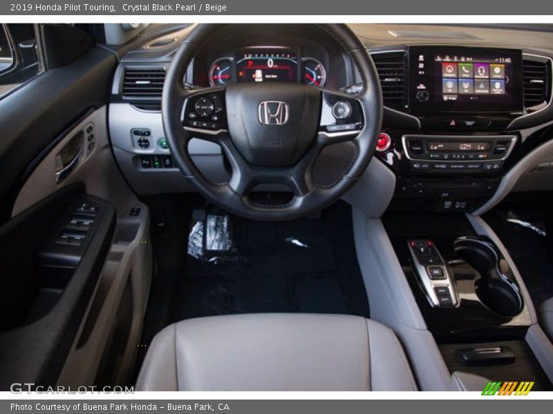 Crystal Black Pearl / Beige 2019 Honda Pilot Touring