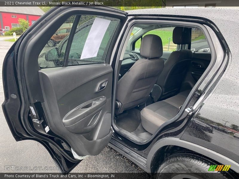 Mosaic Black Metallic / Jet Black 2021 Chevrolet Trax LS