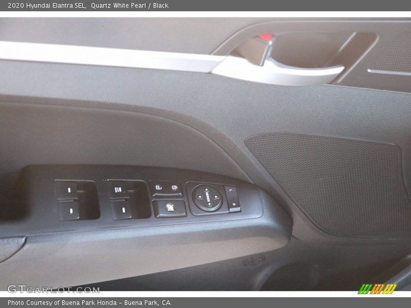 Quartz White Pearl / Black 2020 Hyundai Elantra SEL
