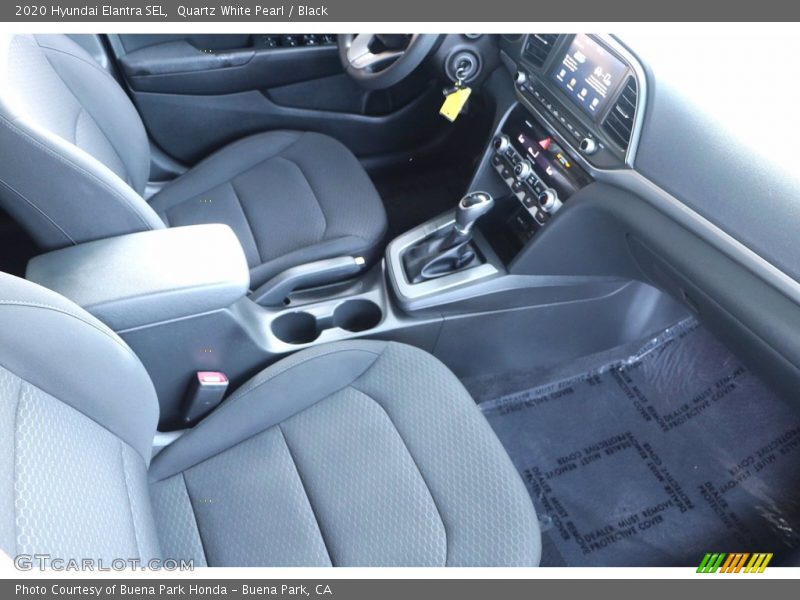 Quartz White Pearl / Black 2020 Hyundai Elantra SEL