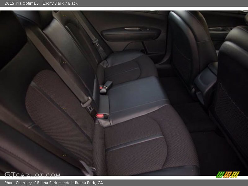 Ebony Black / Black 2019 Kia Optima S