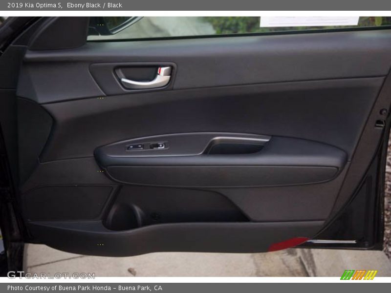 Ebony Black / Black 2019 Kia Optima S