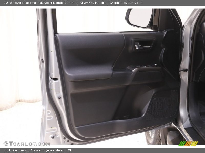 Silver Sky Metallic / Graphite w/Gun Metal 2018 Toyota Tacoma TRD Sport Double Cab 4x4