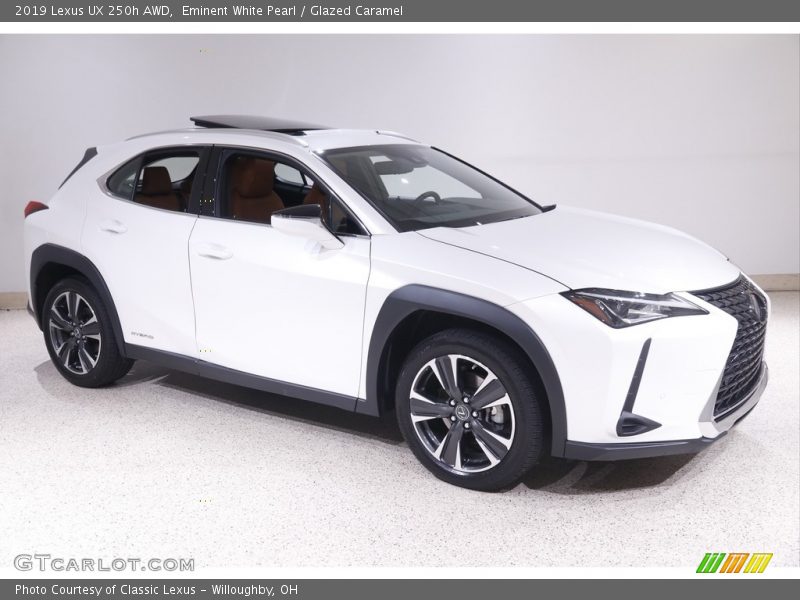 Eminent White Pearl / Glazed Caramel 2019 Lexus UX 250h AWD