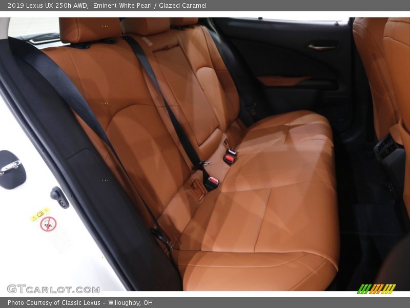 Eminent White Pearl / Glazed Caramel 2019 Lexus UX 250h AWD