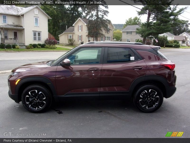 Mahogany Red Metallic / Jet Black 2022 Chevrolet TrailBlazer LT AWD