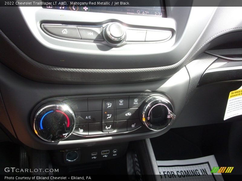 Mahogany Red Metallic / Jet Black 2022 Chevrolet TrailBlazer LT AWD