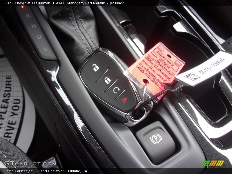 Mahogany Red Metallic / Jet Black 2022 Chevrolet TrailBlazer LT AWD