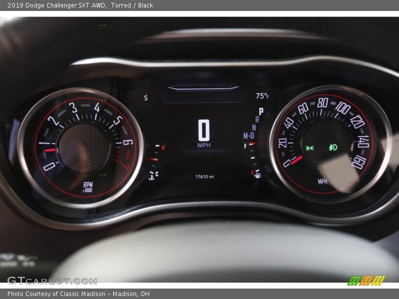  2019 Challenger SXT AWD SXT AWD Gauges
