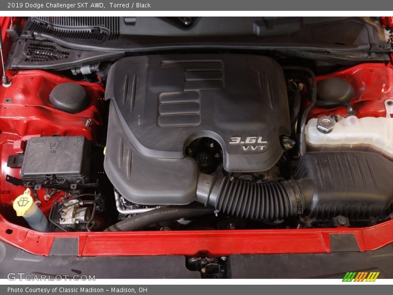  2019 Challenger SXT AWD Engine - 3.6 Liter DOHC 24-Valve VVT Pentastar V6