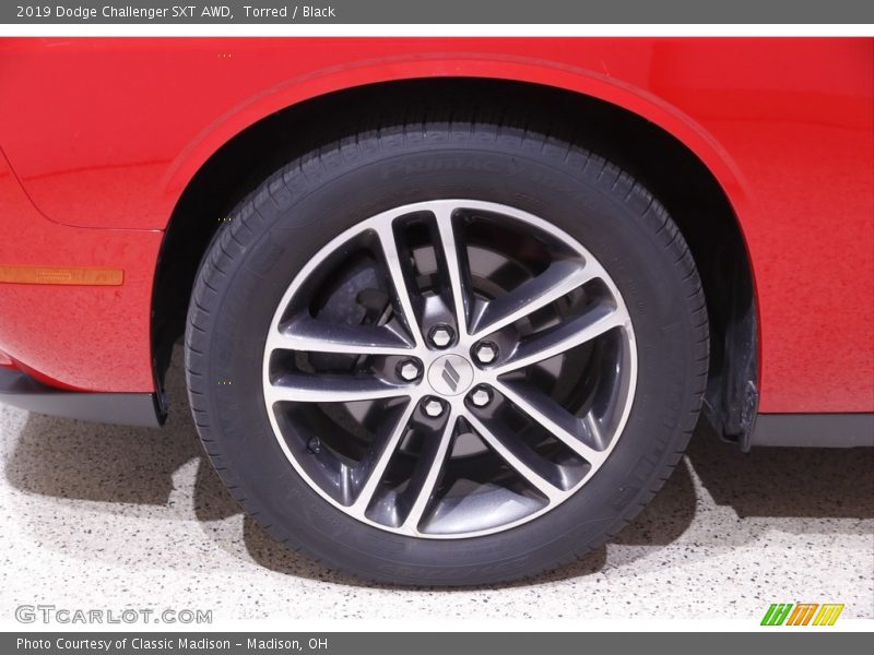  2019 Challenger SXT AWD Wheel
