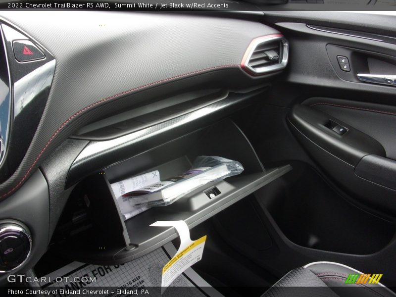 Summit White / Jet Black w/Red Accents 2022 Chevrolet TrailBlazer RS AWD