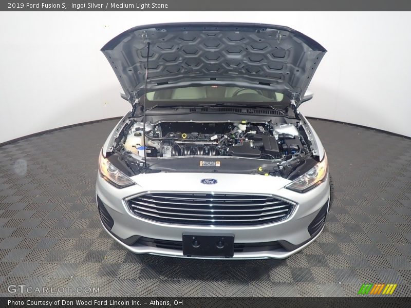 Ingot Silver / Medium Light Stone 2019 Ford Fusion S