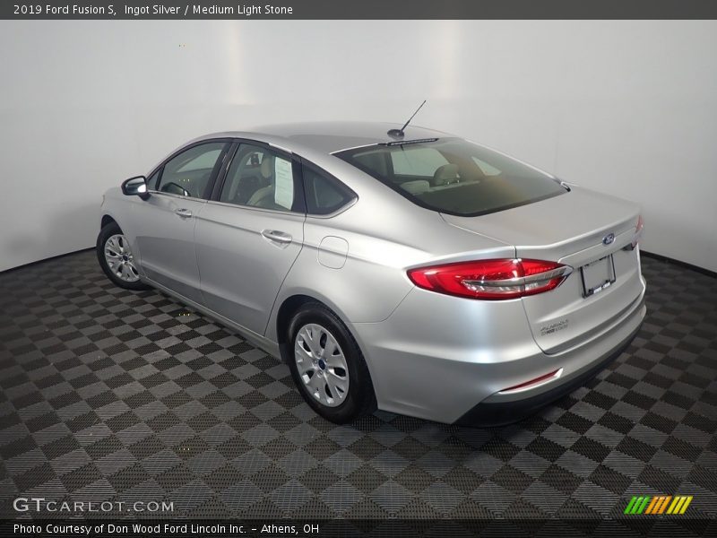 Ingot Silver / Medium Light Stone 2019 Ford Fusion S