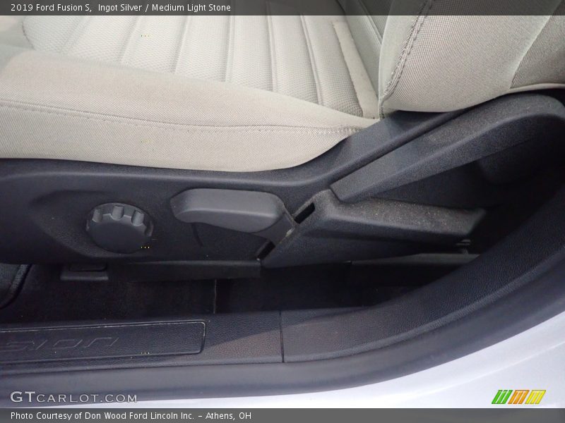 Front Seat of 2019 Fusion S
