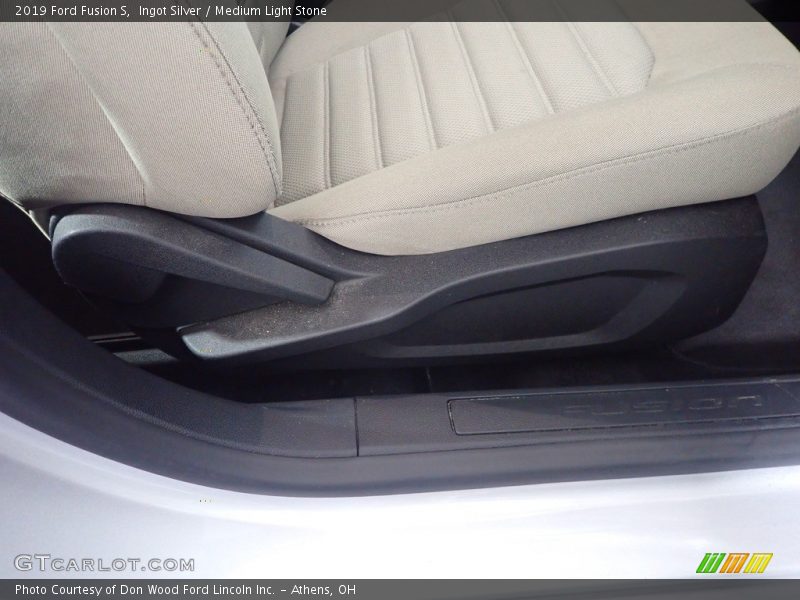 Front Seat of 2019 Fusion S