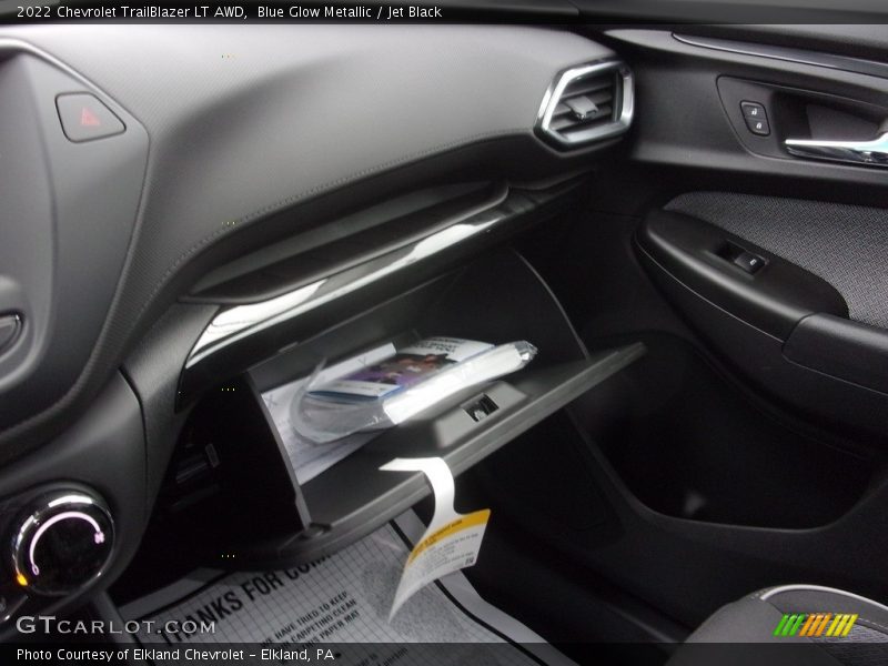 Blue Glow Metallic / Jet Black 2022 Chevrolet TrailBlazer LT AWD