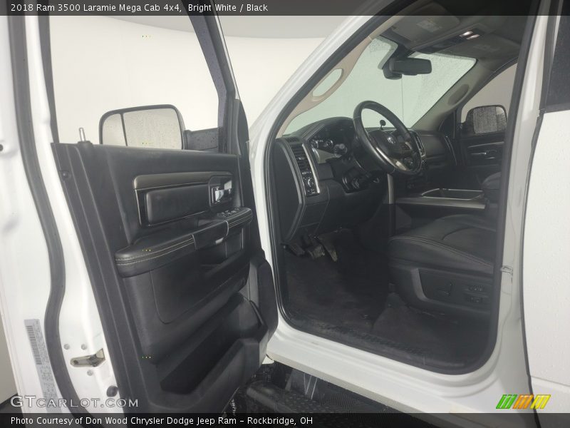 Bright White / Black 2018 Ram 3500 Laramie Mega Cab 4x4