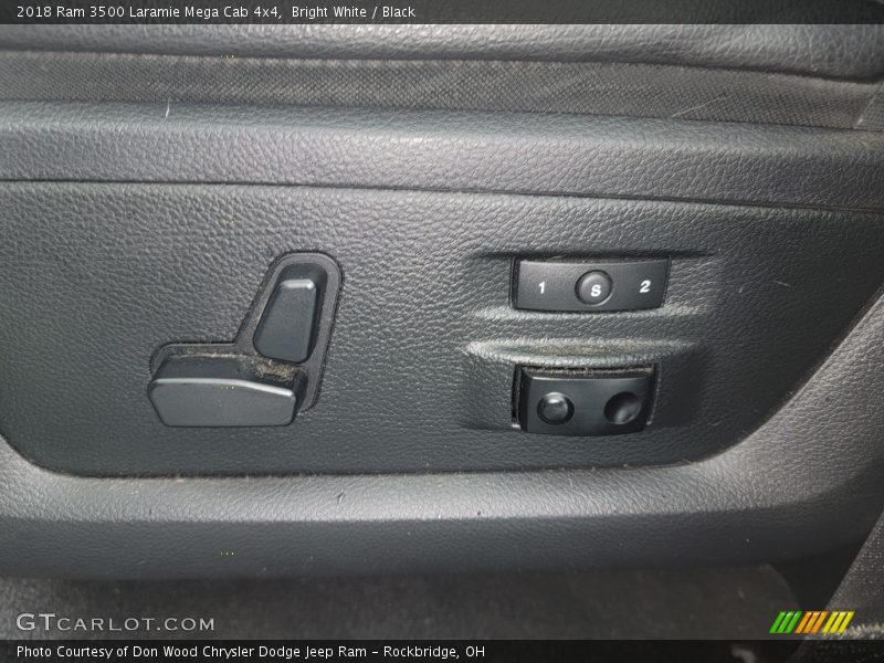 Bright White / Black 2018 Ram 3500 Laramie Mega Cab 4x4