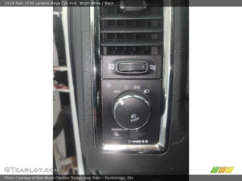 Bright White / Black 2018 Ram 3500 Laramie Mega Cab 4x4