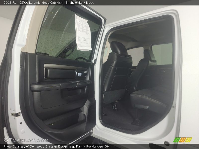 Bright White / Black 2018 Ram 3500 Laramie Mega Cab 4x4