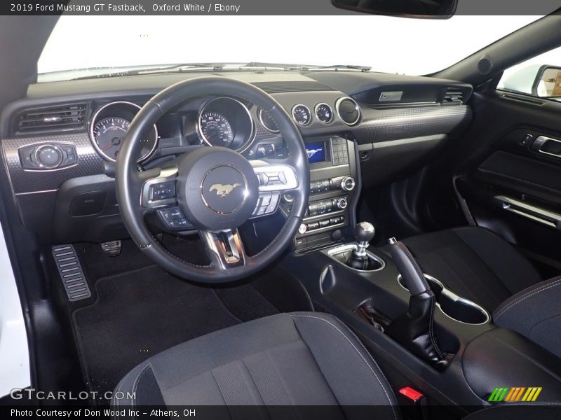 Oxford White / Ebony 2019 Ford Mustang GT Fastback
