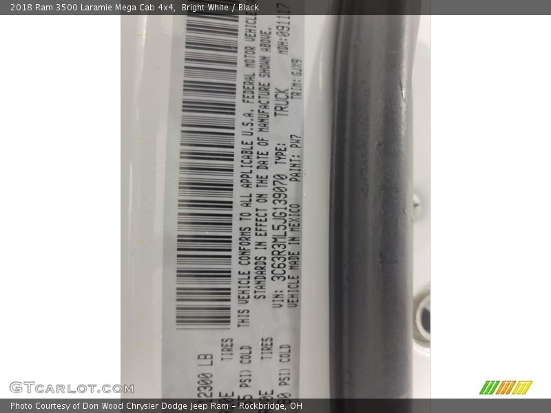 Bright White / Black 2018 Ram 3500 Laramie Mega Cab 4x4