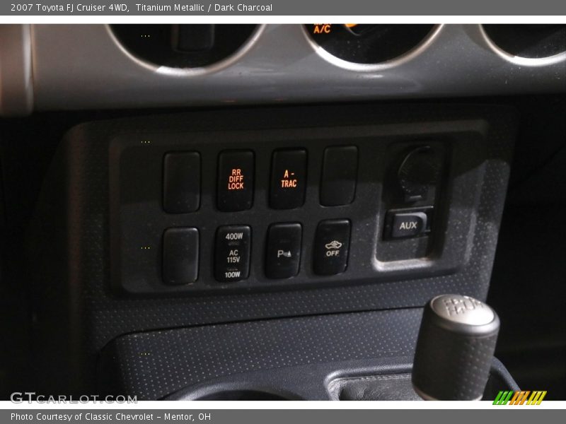 Titanium Metallic / Dark Charcoal 2007 Toyota FJ Cruiser 4WD