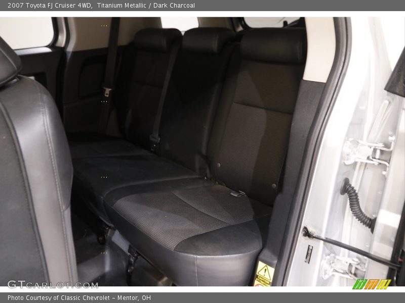 Titanium Metallic / Dark Charcoal 2007 Toyota FJ Cruiser 4WD