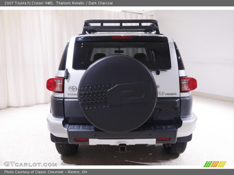 Titanium Metallic / Dark Charcoal 2007 Toyota FJ Cruiser 4WD