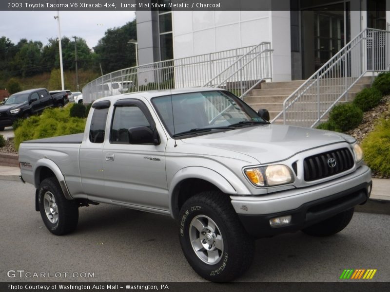 Lunar Mist Silver Metallic / Charcoal 2003 Toyota Tacoma V6 Xtracab 4x4