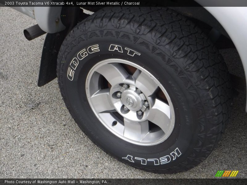 Lunar Mist Silver Metallic / Charcoal 2003 Toyota Tacoma V6 Xtracab 4x4