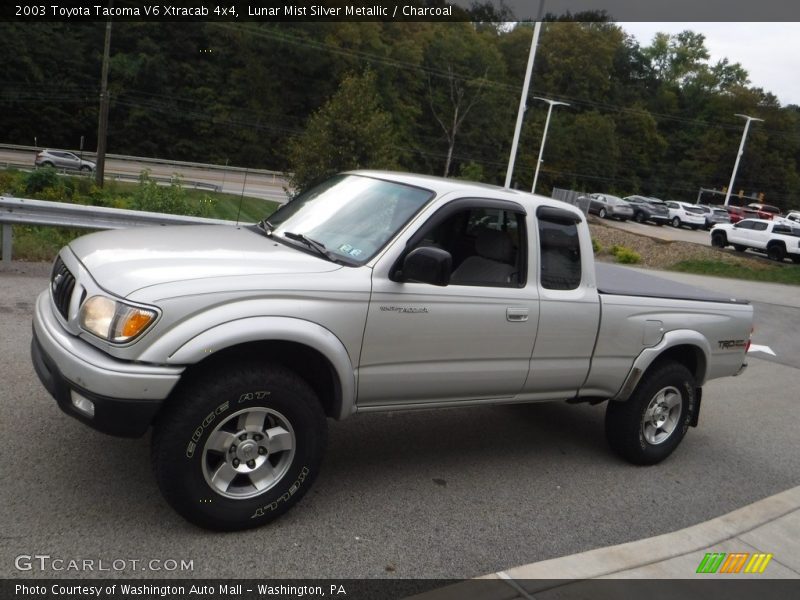 Lunar Mist Silver Metallic / Charcoal 2003 Toyota Tacoma V6 Xtracab 4x4