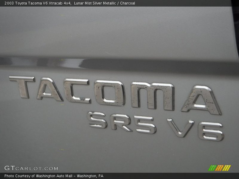 Lunar Mist Silver Metallic / Charcoal 2003 Toyota Tacoma V6 Xtracab 4x4