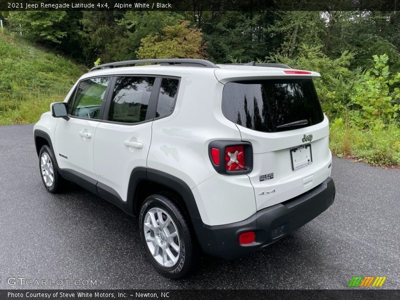 Alpine White / Black 2021 Jeep Renegade Latitude 4x4