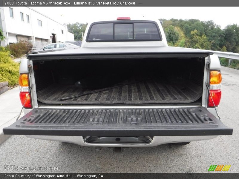 Lunar Mist Silver Metallic / Charcoal 2003 Toyota Tacoma V6 Xtracab 4x4