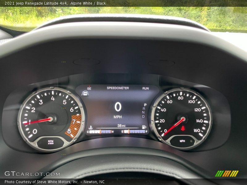 Alpine White / Black 2021 Jeep Renegade Latitude 4x4