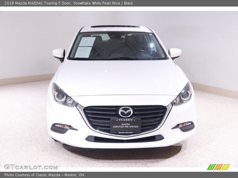 Snowflake White Pearl Mica / Black 2018 Mazda MAZDA3 Touring 5 Door