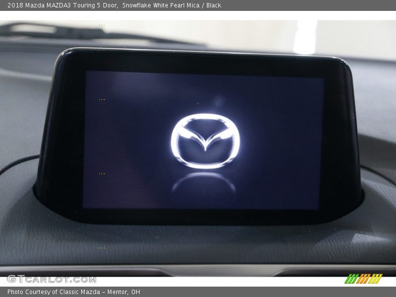 Snowflake White Pearl Mica / Black 2018 Mazda MAZDA3 Touring 5 Door