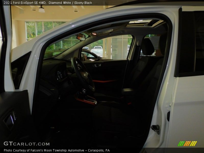 Diamond White / Ebony Black 2021 Ford EcoSport SE 4WD