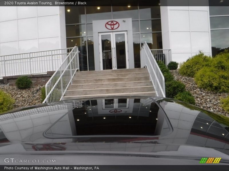 Brownstone / Black 2020 Toyota Avalon Touring