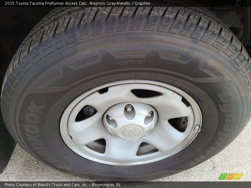 Magnetic Gray Metallic / Graphite 2015 Toyota Tacoma PreRunner Access Cab
