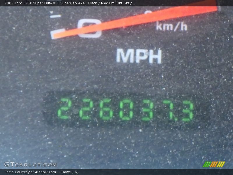 Black / Medium Flint Grey 2003 Ford F250 Super Duty XLT SuperCab 4x4