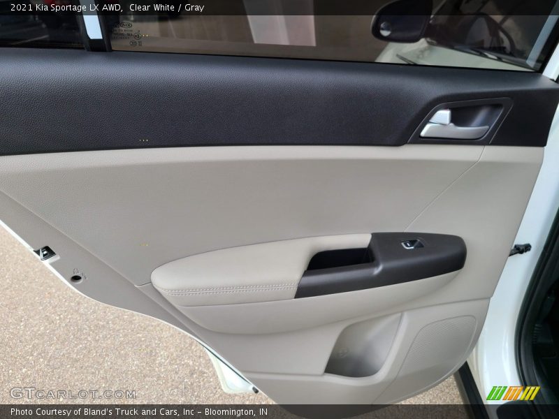Clear White / Gray 2021 Kia Sportage LX AWD