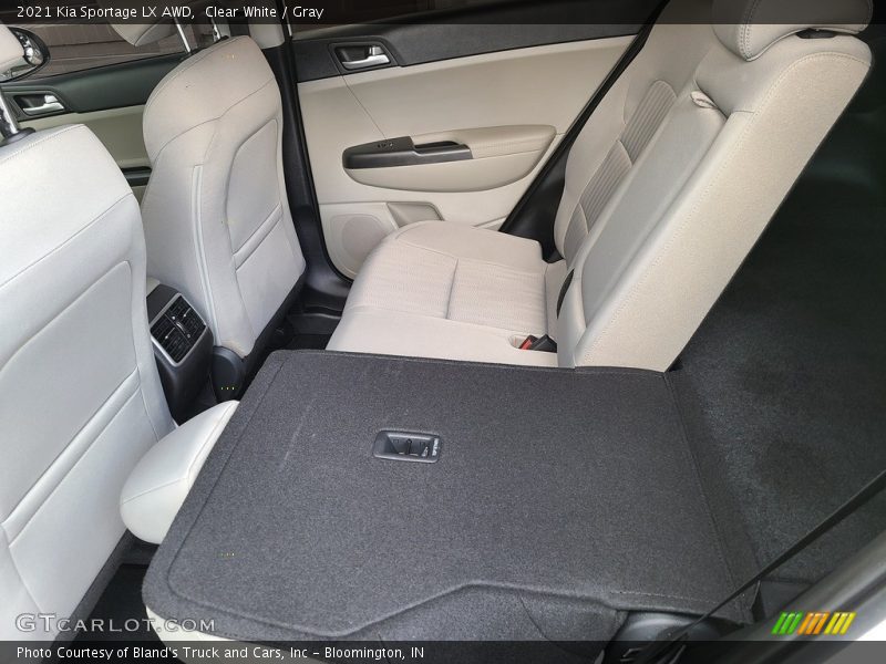 Clear White / Gray 2021 Kia Sportage LX AWD