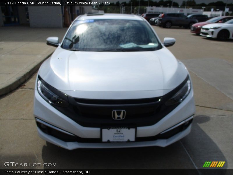 Platinum White Pearl / Black 2019 Honda Civic Touring Sedan