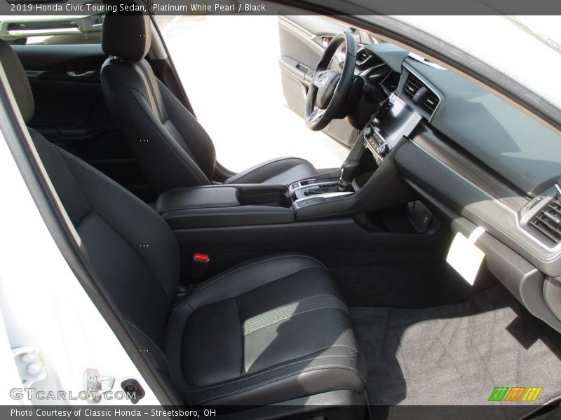 Platinum White Pearl / Black 2019 Honda Civic Touring Sedan