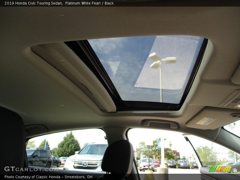 Platinum White Pearl / Black 2019 Honda Civic Touring Sedan